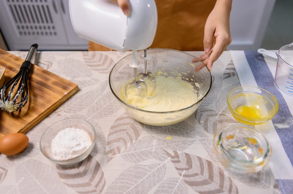 preparar la masa de queso para la tarta de queso