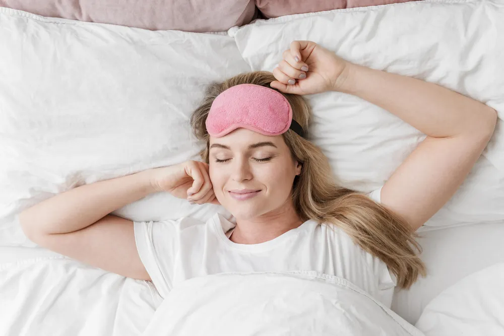 Mujer dormida bajo la influencia de la melatonina.