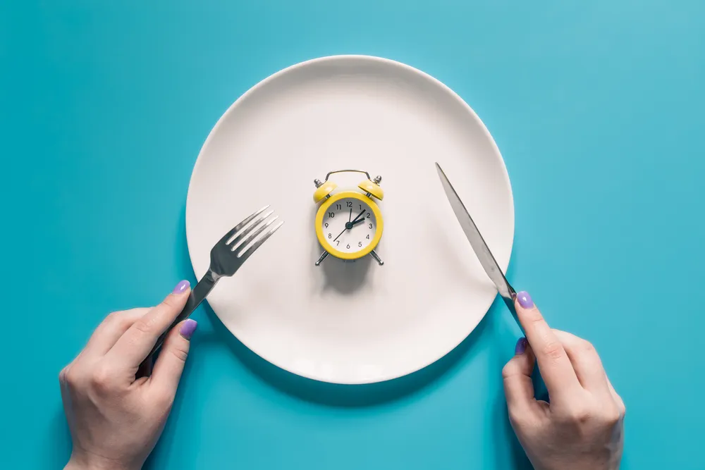 comer durante el ayuno intermitente