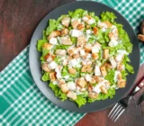 Ensalada a la parrilla. Pruebe recetas sencillas de ensalada barbacoa